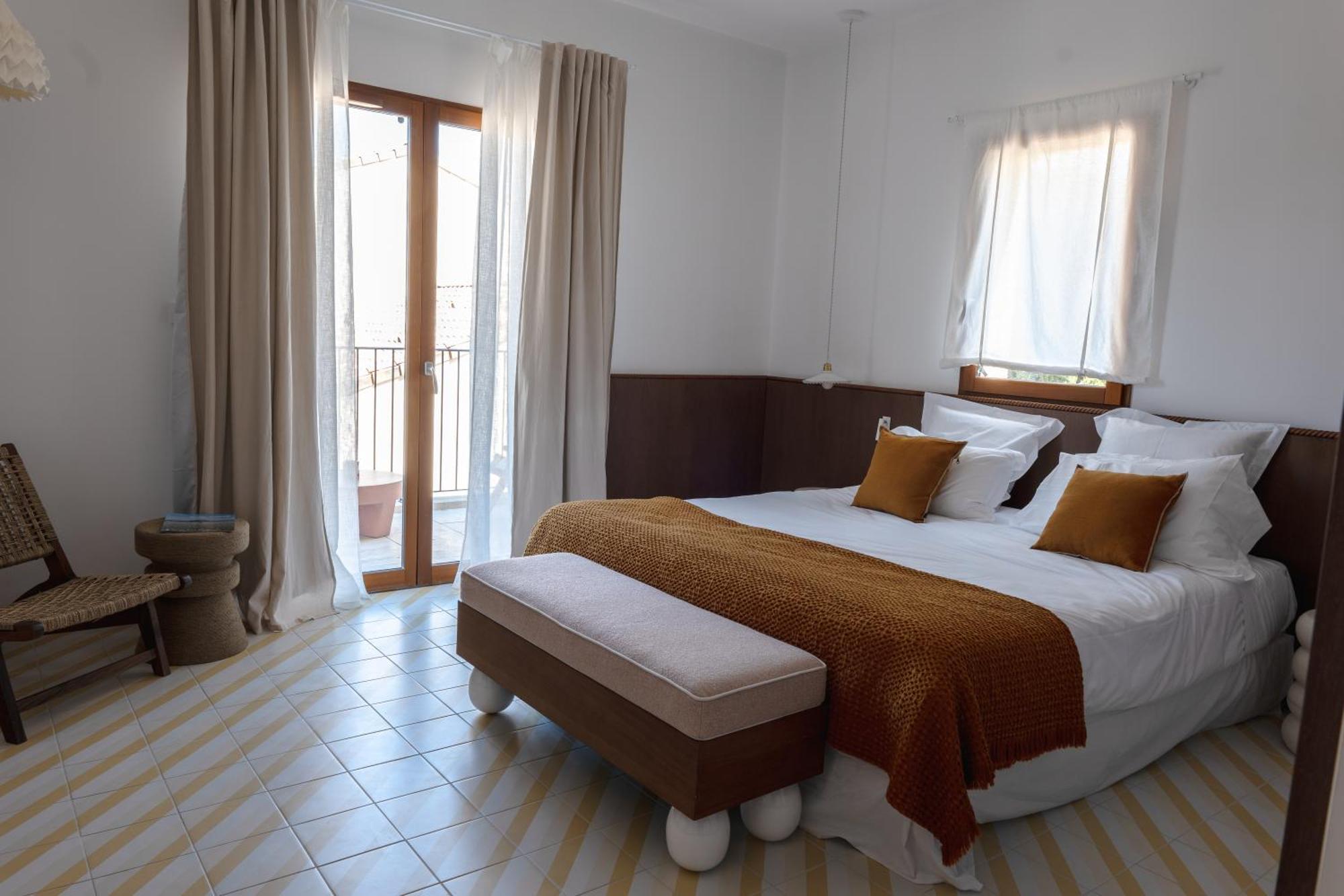 Boutique Hotel Responsable Et Restaurant Basgi Basgi Saint-Florent  Exterior photo