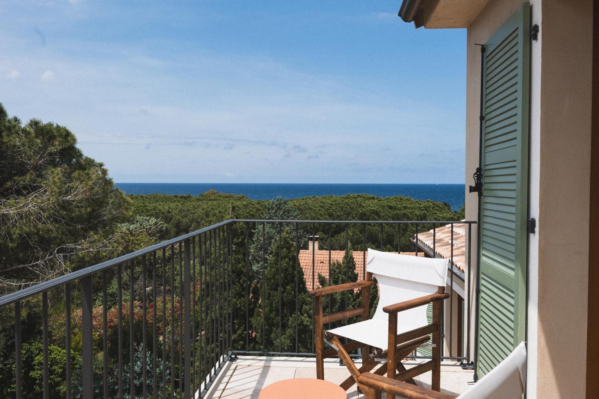 Boutique Hotel Responsable Et Restaurant Basgi Basgi Saint-Florent  Exterior photo