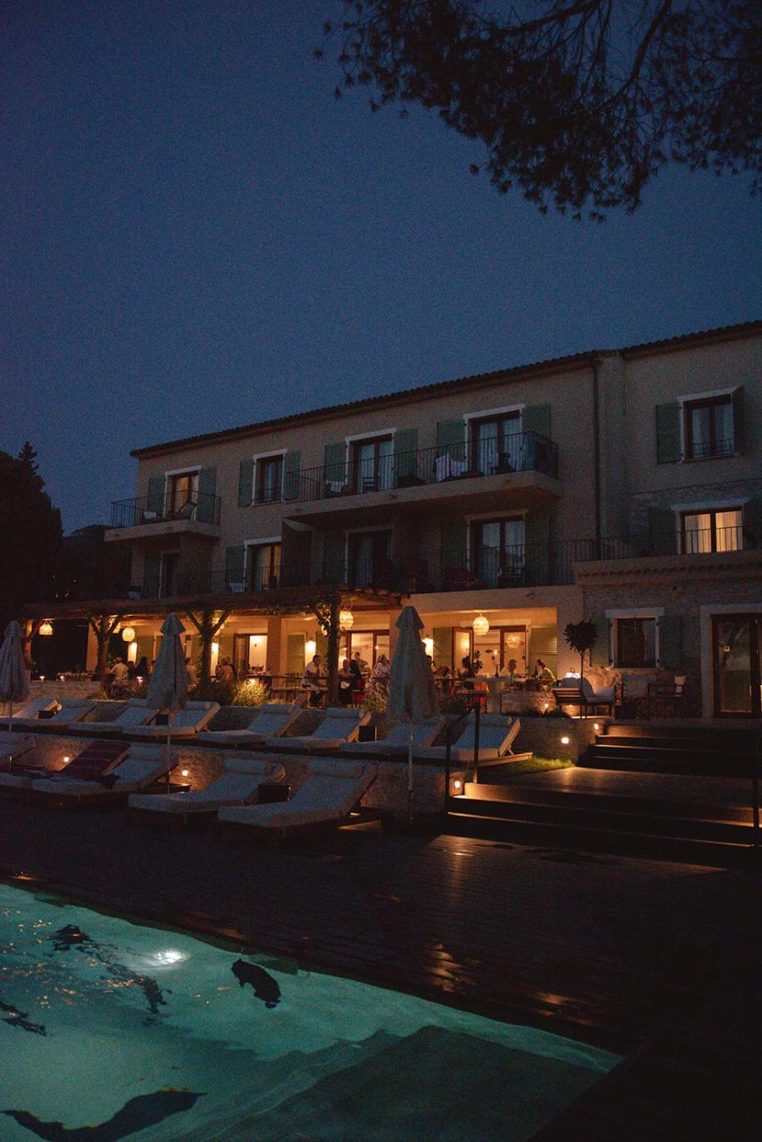 Boutique Hotel Responsable Et Restaurant Basgi Basgi Saint-Florent  Exterior photo