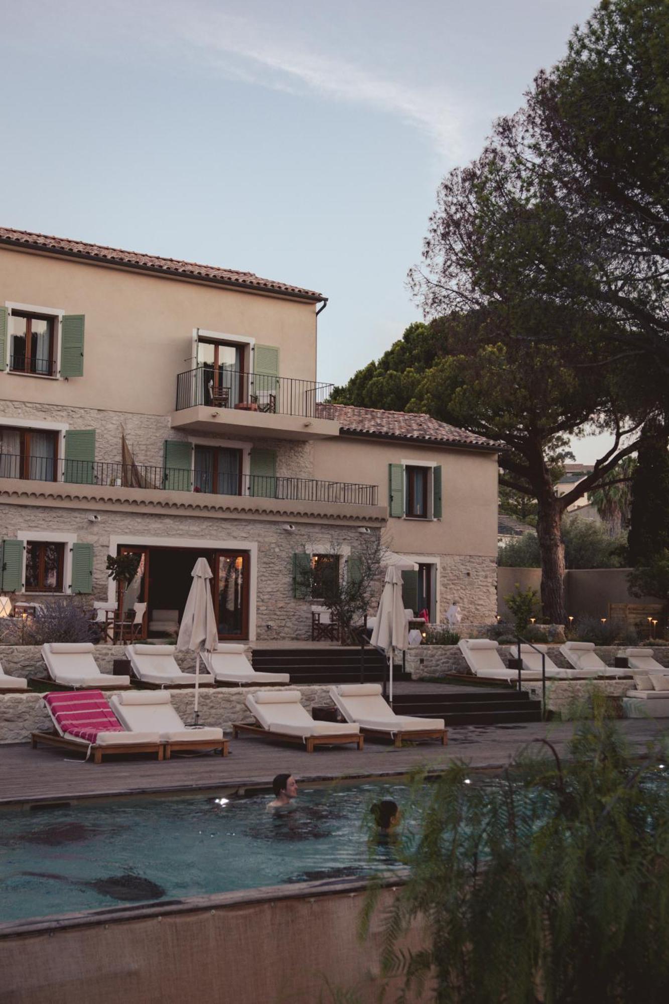 Boutique Hotel Responsable Et Restaurant Basgi Basgi Saint-Florent  Exterior photo
